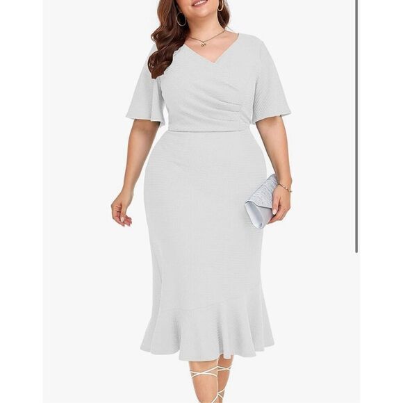 NEW Plus Size Short Sleeve Ruched Mermaid Cocktail Midi Dress 3X - Picture 1 of 5